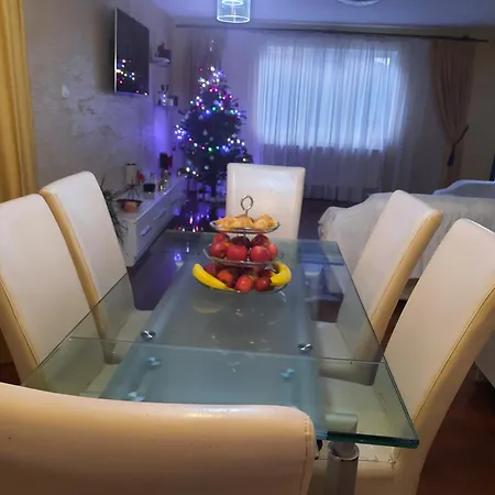 Сasa de vacaciones Mihairesidence Craiova