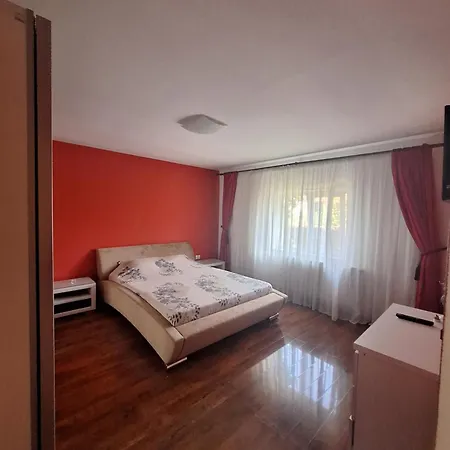 Mihairesidence Сasa de vacaciones Craiova